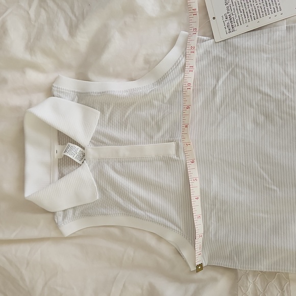 NWT Lululemon Swiftly Tech Sleeveless Polo Shirt White Size 2 TENNIS GOLF - Picture 3 of 6